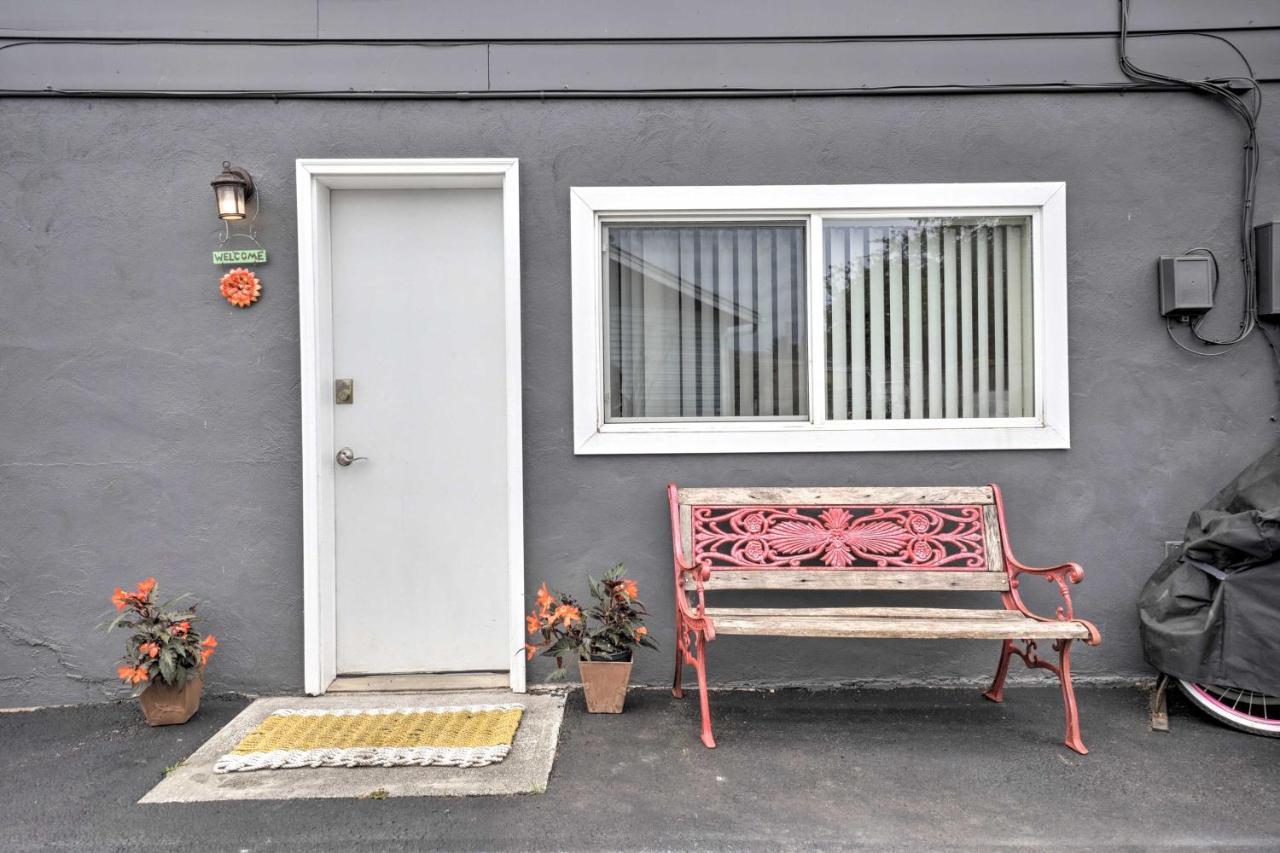 Brookings Vacation Rental Studio - Walk To Town! Exterior photo