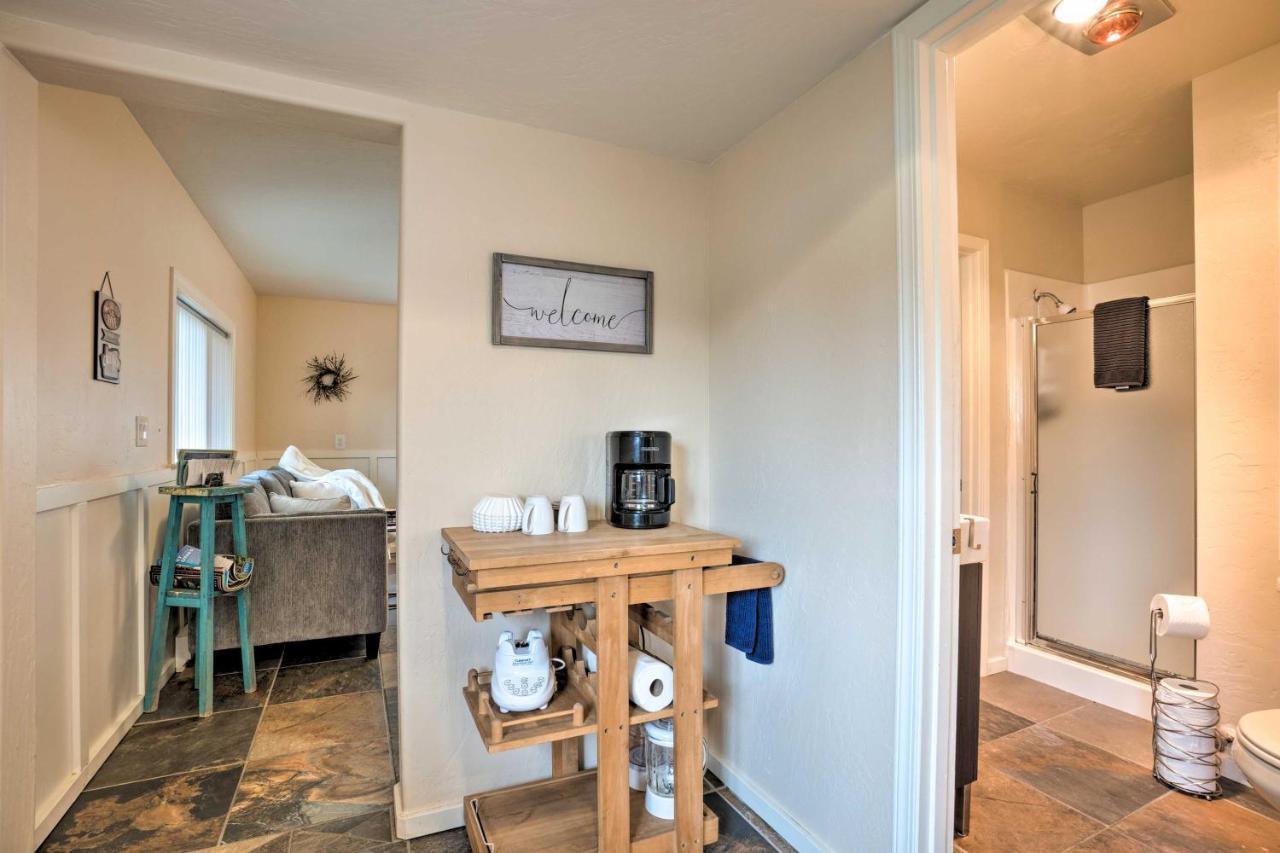 Brookings Vacation Rental Studio - Walk To Town! Exterior photo
